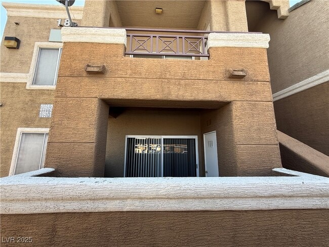 Building Photo - 8070 W Russell Rd Unit 1092 Rental