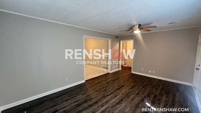 Photo - 3822 Maid Marian Ln