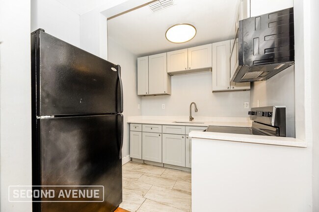 Photo - 2214 Wilson St