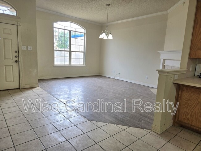 Photo - 5117 Albany Ave