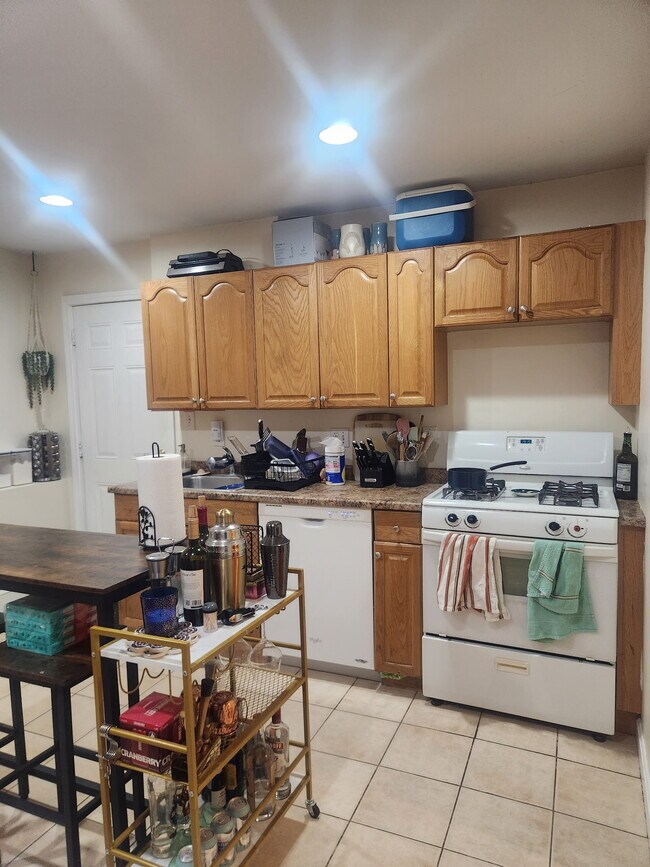 Photo - 20 Magoun St