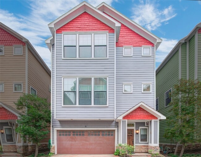 Building Photo - 2414 Charleston St