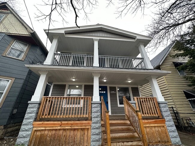 Photo - 3026 Monroe Ave