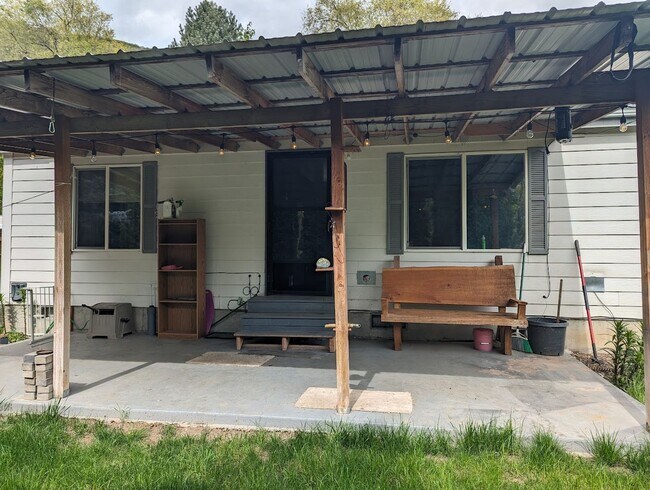 Photo - Beautiful Juliaetta House