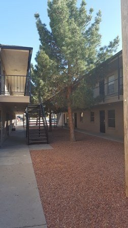 Building Photo - 8017 San Jose Rd Unit #8017