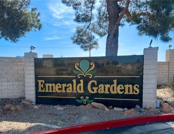 Photo - 1561 Linnbaker Ln Condo Unit 201