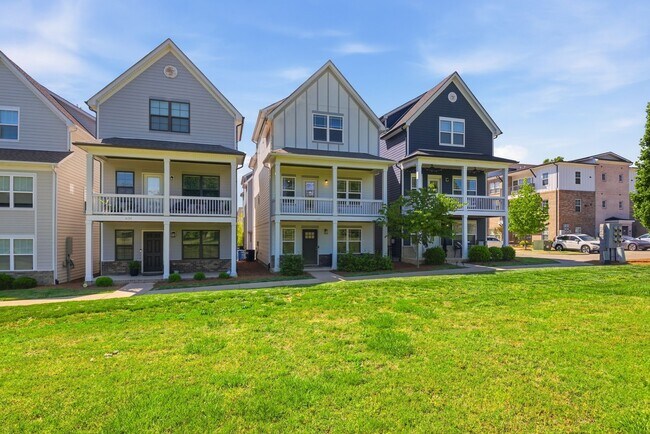 Photo - 632 Parkvue Pl Dr