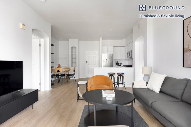 Photo - 8700 Pershing Dr Unidad SI FL2-ID1431