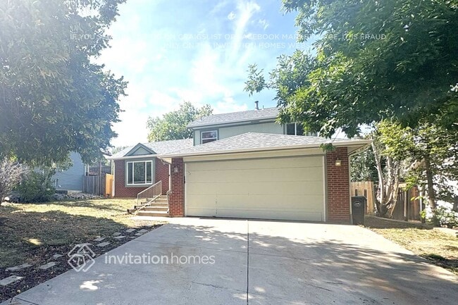 Photo - 227 Poppy St