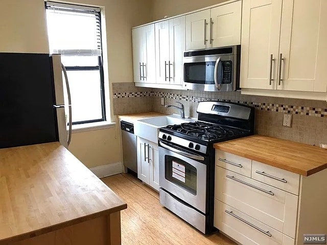 Building Photo - 553 Undercliff Ave Unit 4
