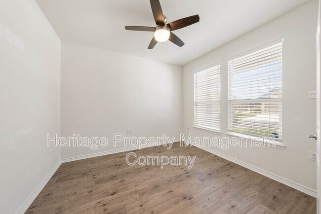 7347 Bluebonnet Bay