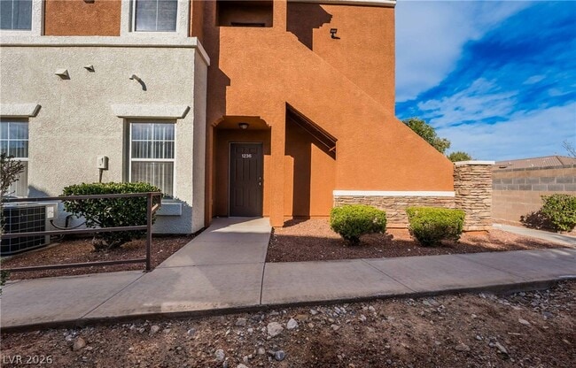 Building Photo - 9303 Gilcrease Ave Unit 1236