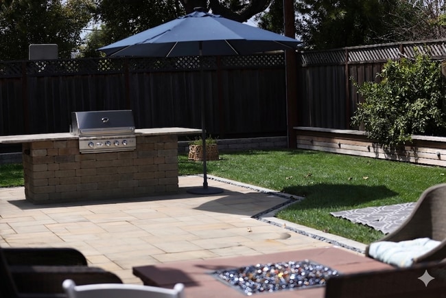 Photo - 1365 Kimberly Dr