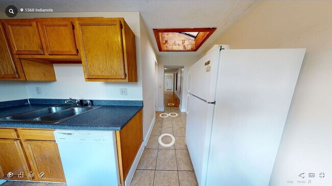 Photo - 1368 Indianola Ave