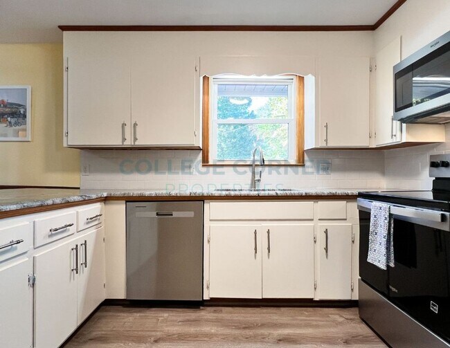 146 Rosedale Cir