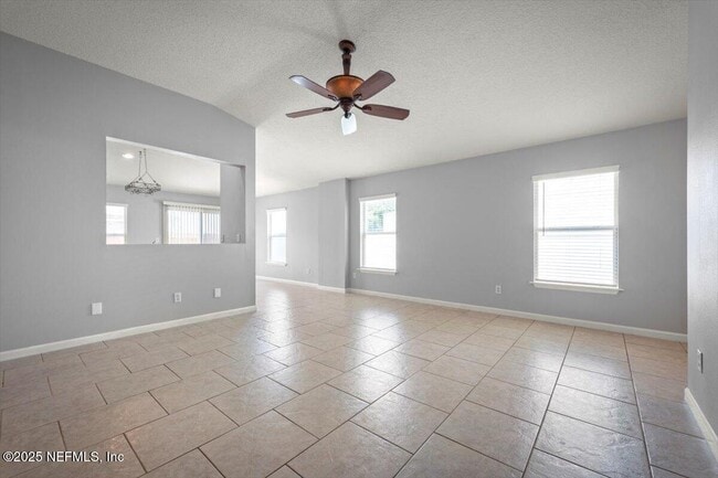 Photo - 705 Rembrandt Ave