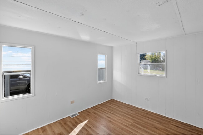 Photo - 220 N Illinois Ave