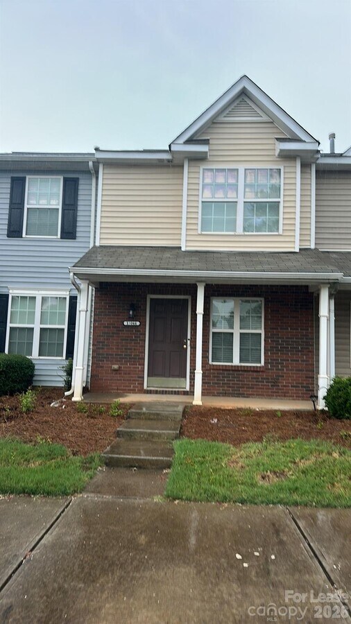 Photo - 11044 Derryrush Ave