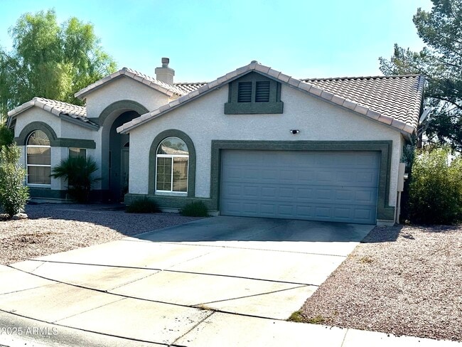 Building Photo - 1755 W Aspen Ave Rental