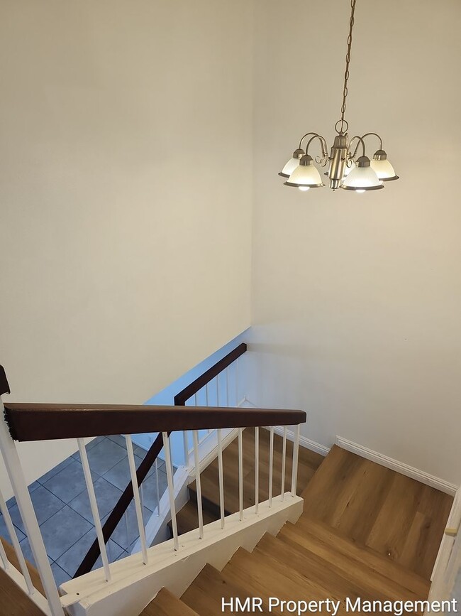 Photo - Spacious & Convenient 3-Bedroom Townhouse