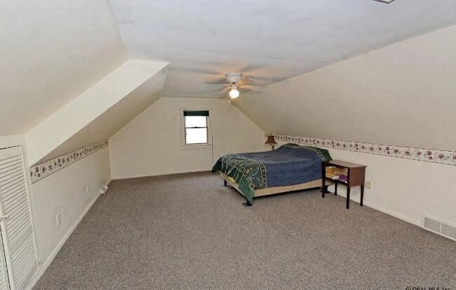 Photo - 1297 Coplon Ave