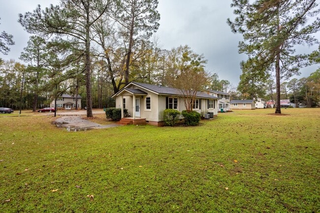Photo - Welcome to this beautiful 1 bedroom and 1 bath unit in a stellar location! Unit 6 Country Squire Court A