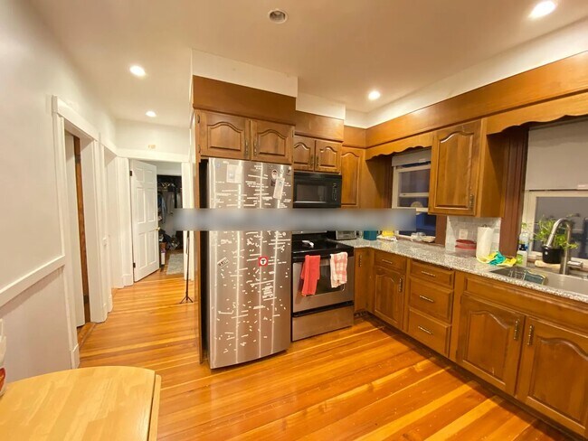 Photo - 45 Bowdoin St Unit 2