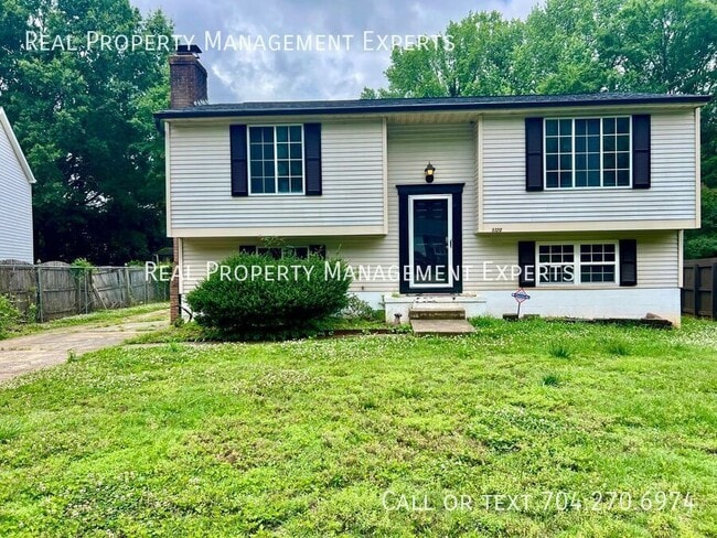 Building Photo - 5120 Speyside Ct