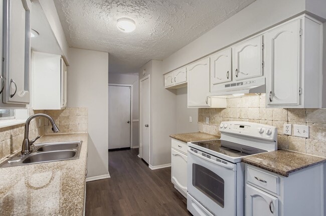 Photo - 9506 Landry Blvd