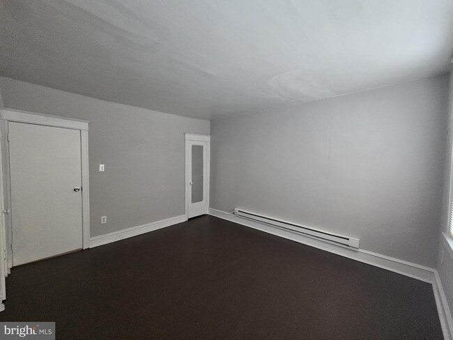 Photo - 5206 Euclid St Unidad 2ND FLOOR