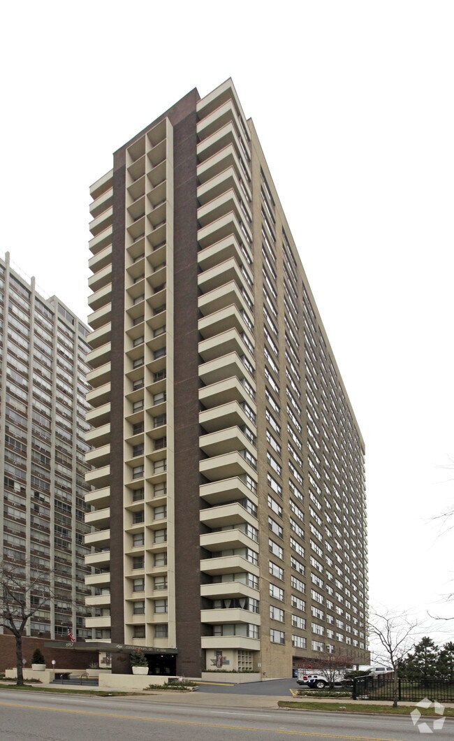 Primary Photo - Condominium on the Lake