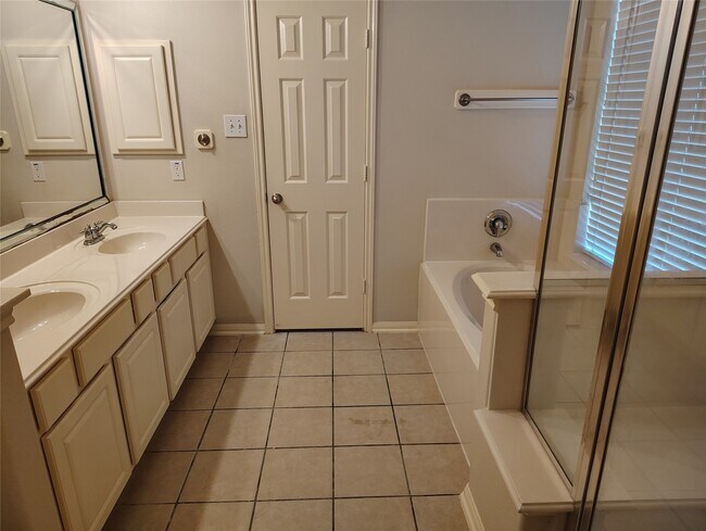 Photo - 9218 Dune Gate Ct