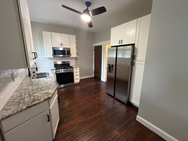 Photo - 1702-1704 Bryden Rd Unit 1702