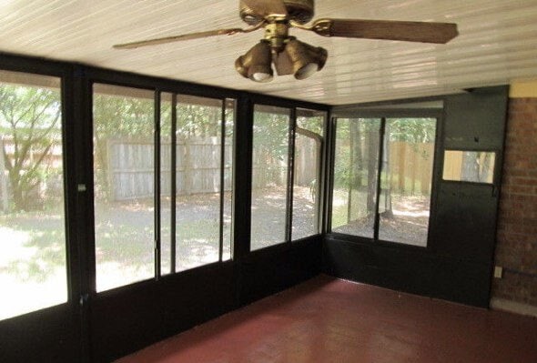 Photo - 8139 Justin Rd N