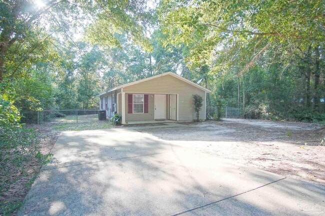 4121 Woodfin Cir