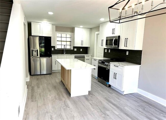 Photo - 2834 Clearbrook Dr