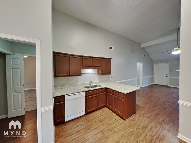 Photo - 7153 Kimlee Cove