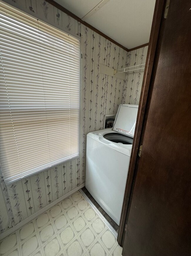 Photo - 3-Bedroom, 2-Bath Mobile Home in Wanchese