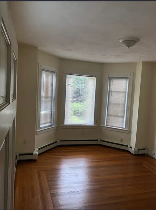 Photo - 75 W Park Pl