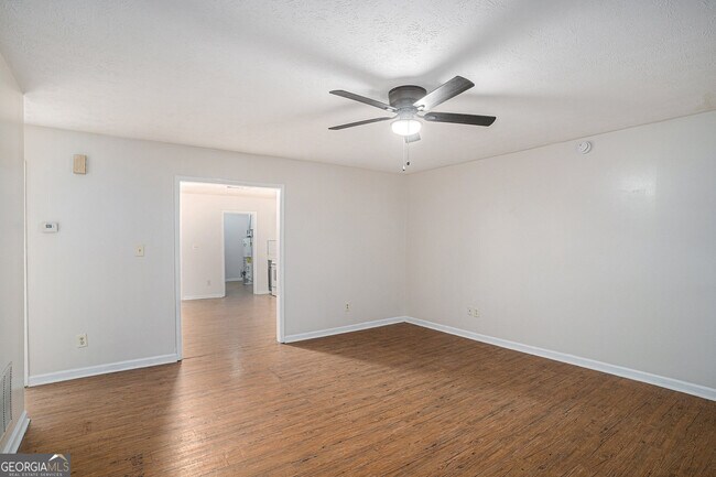 Photo - 2610 Golfview Terrace SE