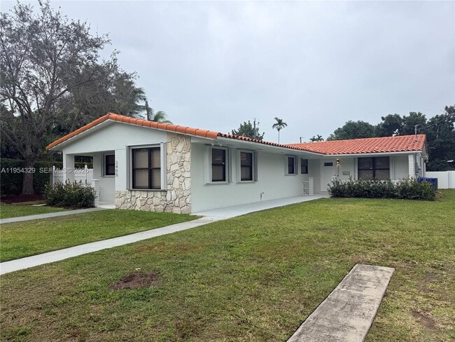 Photo - 3400 SW 17th St Unit 3402