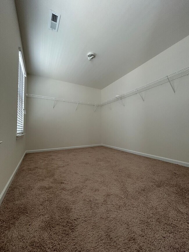 Photo - Beautiful 3-Bed, 2.5 Bath Home with Open F...