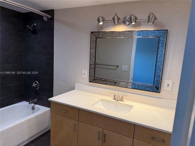 Building Photo - 9355 SW 8th St Unit 305