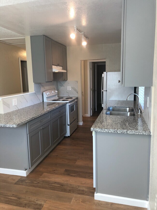 Cadena Apartments Gilroy, CA