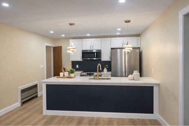 Photo - 44 Fullerton St