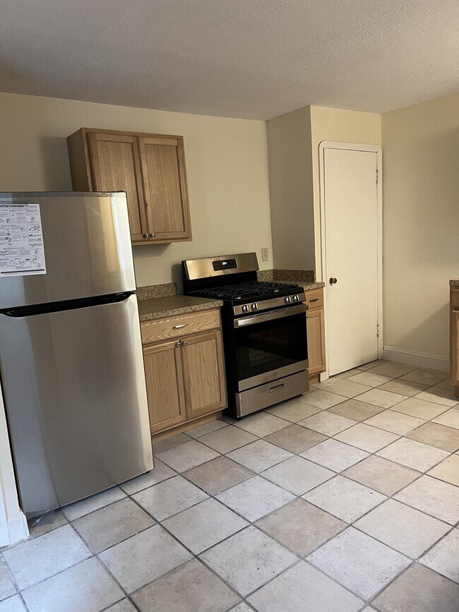 Photo - 12013 Geraldine Ave