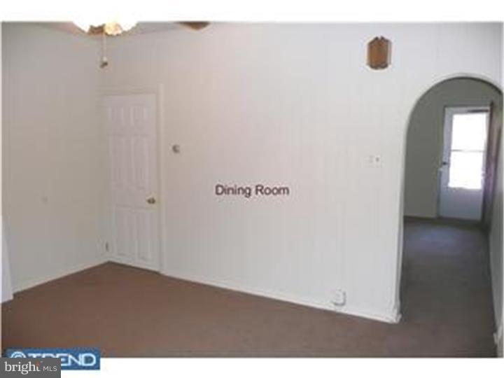 Photo - 730 E Main St