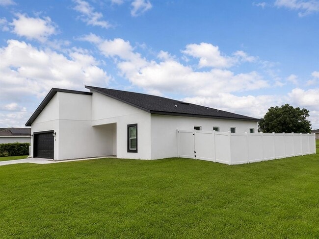 Photo - 801 Jarnac Dr