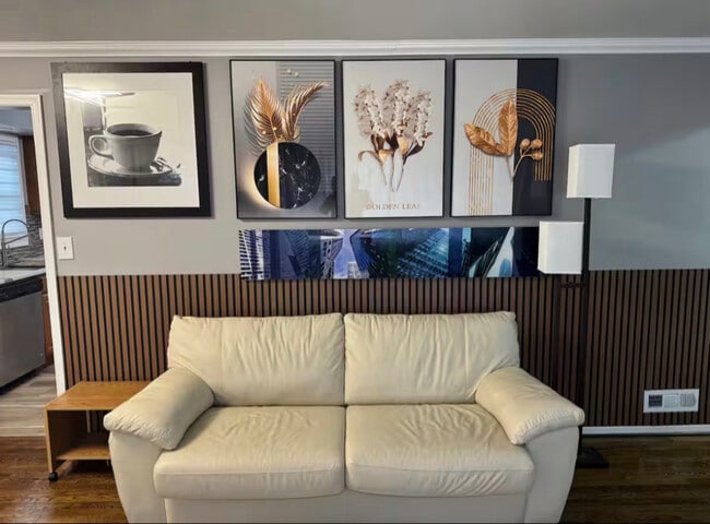 Photo - 7700 Chicago Ave