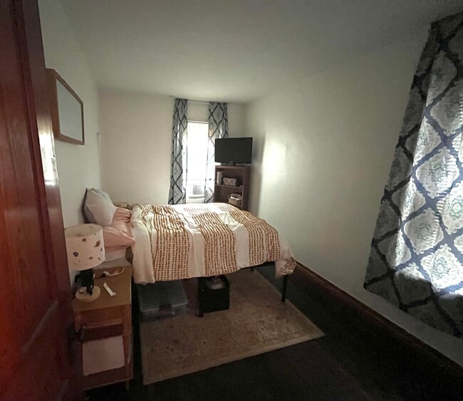 Photo - 28 Livingston St Unit 1